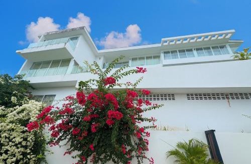 Chaweng City Center Villa | Bobut beach, Koh Samui, Thailand, half mountain sea view, four-bedroom, four-bathroom villa B