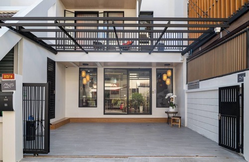 Nana Hotel | Boutique Hotel Axis.Bangkok