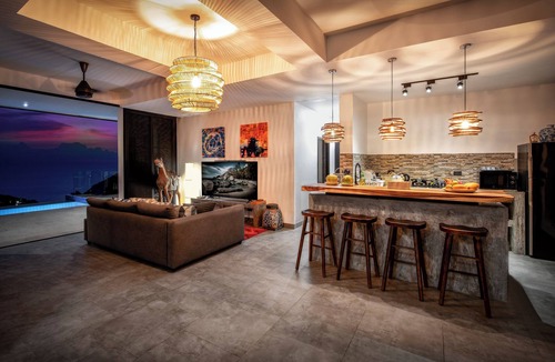 Koh Tao Villa | Boutique villa with relaxed feeling, private pool and breathtaking view.