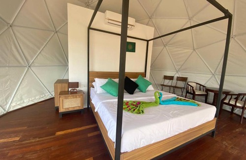 Pechr Chenda Hotel | Breathe Wild