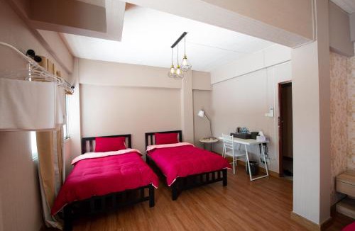 Khlong Toei Hotel | BT Fifty