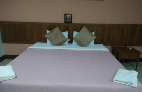 Chomphu Hotel | Butnamtong Hotel