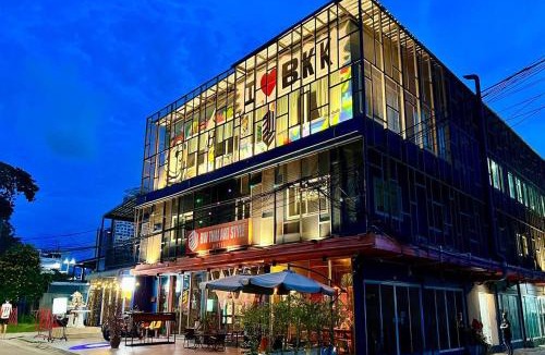 Khlong Toei Hostel | BW Thai Art Style Hotel