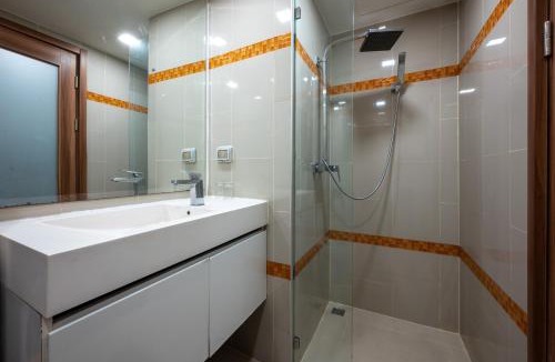 Pratumnak Hill Apartment | C-View Residence by Apartwell