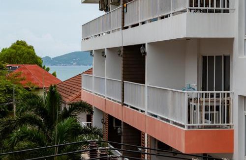 Pratumnak Hill Apartment | C-View Residence by Apartwell