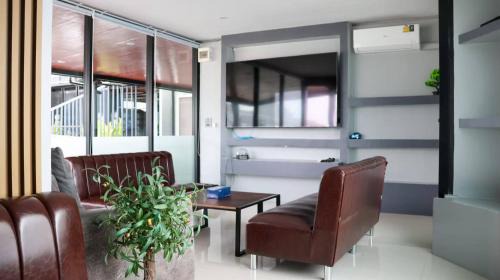 Chan Kasem Villa | Cabanaz Pool Villa