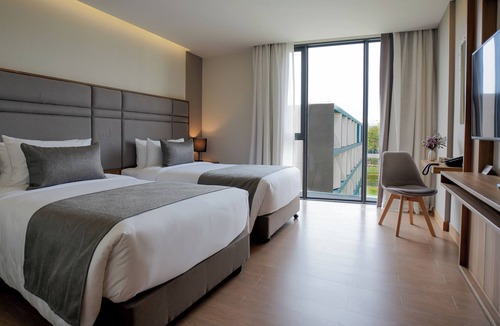 Lat Krabang Hotel | Canalis Suvarnabhumi Airport Hotel