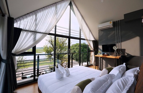 Trat Hotel | Canvas Family Home