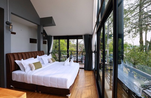 Trat Hotel | Canvas Family Home