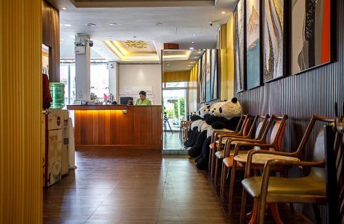 Talat Hotel | CBD Hotel Suratthani