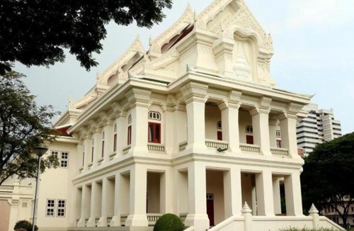 Bang Rak Hostel | Centaur Inn Hotel