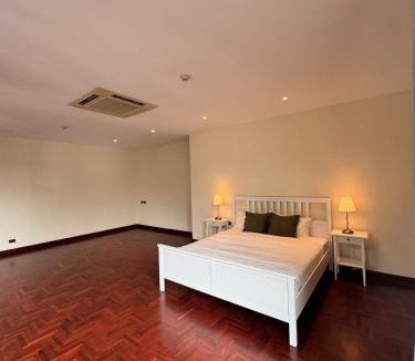 Bangkok Central Business District Villa | Central BKK Luxuxy Pool Villa 4BR