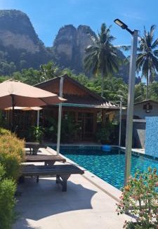 Nong Thale House | Cetli house farm &stay