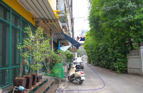 Phra Khanong Hotel | Chan Cha La 99 Hostel
