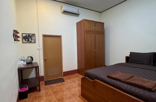 Chumphon Resort | Chantoei Resort
