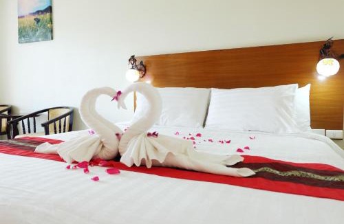 Chai Nat Hotel | Chaophayathara Riverside Hotel