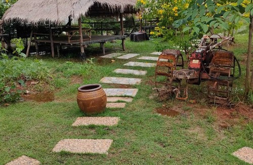 Rayong Apartment | Charming Tranquility and Peace away from the crowd but close to all amenities.