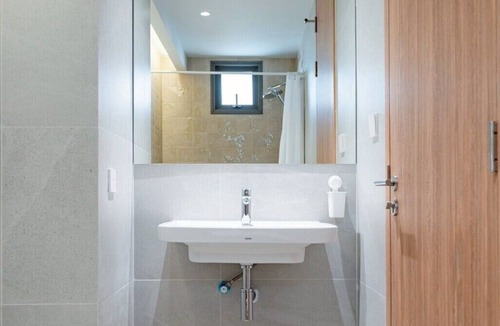 Wang Burapha Phirom Hotel | Charoen One