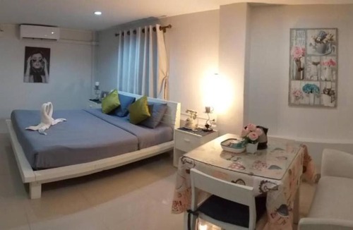 Talat Hotel | Chic Hotel Suratthani