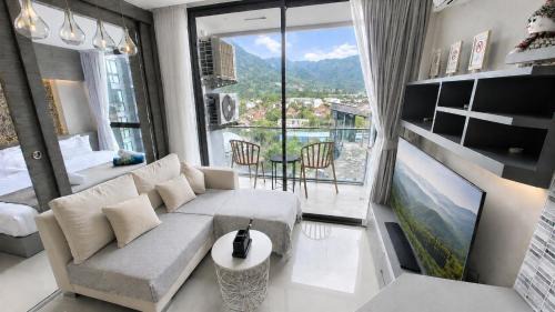 Kamala Apartment | CityGate 1 Bedroom Suites - Serenity