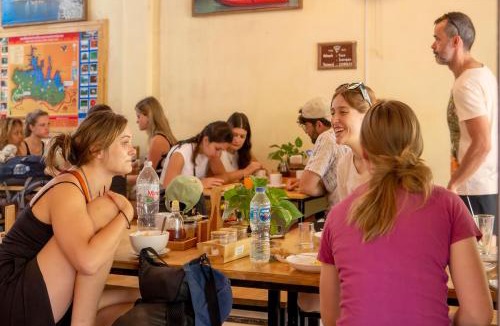 Khlong Sok Hostel | Coco Khao Sok Hostel