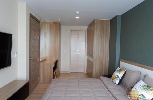 Ekkamai Apartment | Comfort&Cozy in the middle of city / BTS Ekamai