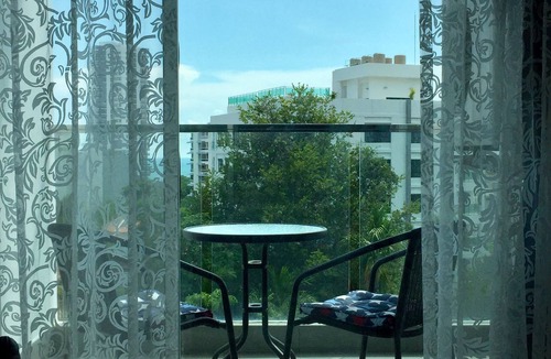 Nong Prue Apartment | Comfortable and stylish apartment on Pratumnak for family with children.