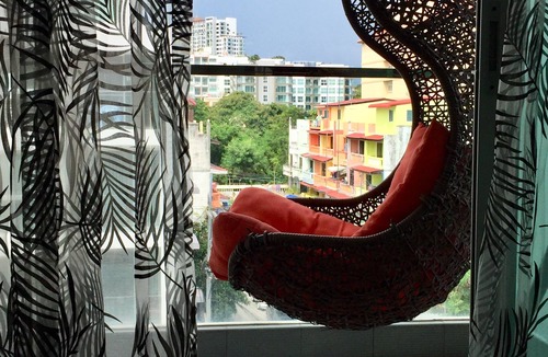 Nong Prue Apartment | Comfortable and stylish apartment on Pratumnak for family with children.