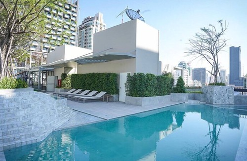 Asoke Apartment | Comfy condo near BTS Asoke