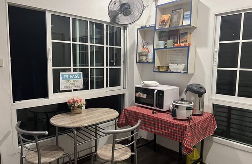 Phra Khanong Nuea Hostel | comfy crib hostel