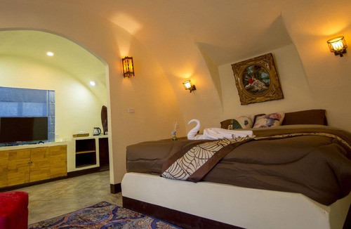 Chom Thong Hotel | Cornetto Resort