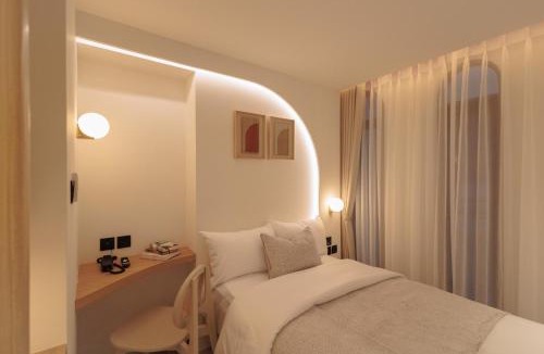 Wang Burapha Phirom Hotel | CORRIDOR 2407