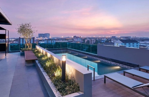 Mueang Samut Prakan District Condo | Cost-effective/450 meters from BTS /Sky Pool - Tambon Thepharak