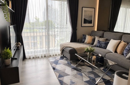 Khlong Toei Apartment | Cozy 1-bedroom apartment in soothing Krung Thep Maha Nakhon with Train Access