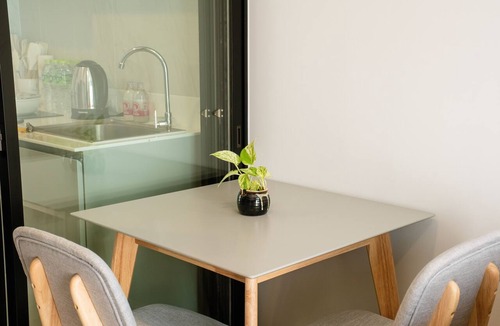 Chang Phueak Apartment | Cozy 1-bedroom apartment with AC, WiFi in charming Chiang Mai