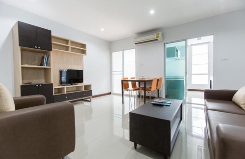 Ekkamai Apartment | Cozy Apt 2BedR 2BathR Sukhumvit BTS Ekkamai