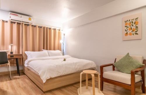 Bang Sue Hostel | Cozy Corner Bangpho