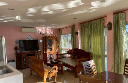 Kathu Villa | Cozy Home With Lake View at Kathu PHUKET 3 BR