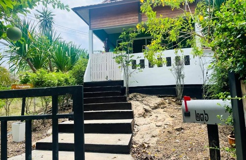 Ko Lanta House | Cozy House Kitchen 3 min to Saladan Klong Dow only