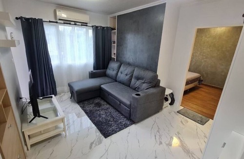 Phra Khanong Apartment | Cozy room ! Very fast WiFi ! Netflix - 5 mins walk to BTS Onnut