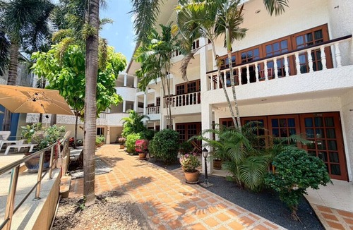 Patong Condo | Cozy Suite on second floor with Pool View