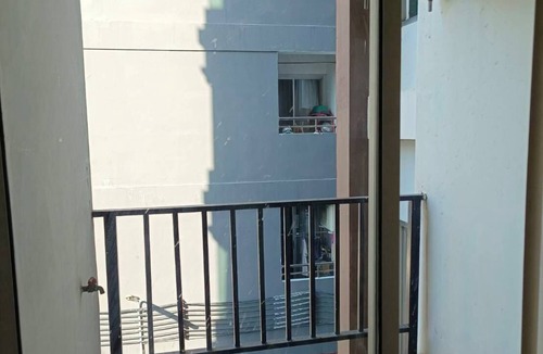 Talat Khwan Condo | Cozy1-bedroom condo in brilliant Nonthaburi with AC,sofabed , fitness room,WiFi