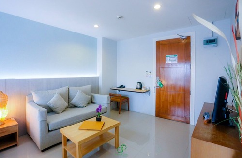 Rayong Hotel | Crystal Jade Hotel