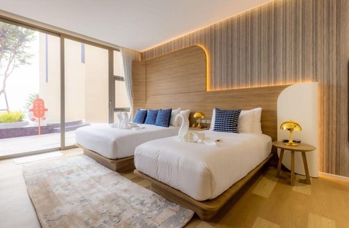 Hat Chao Samran Hotel | Curva Beach Hotel