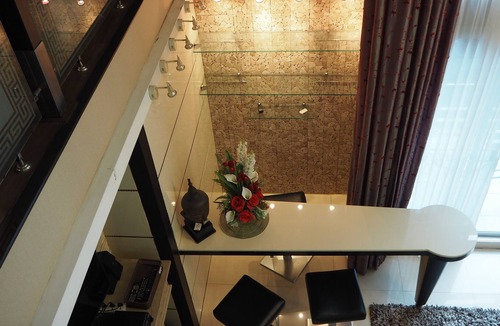 Khlong Toei Nuea Condo | Custom Design Loft With City Views And Rooftop Pool