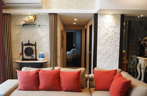 Khlong Toei Nuea Condo | Custom Design Loft With City Views And Rooftop Pool