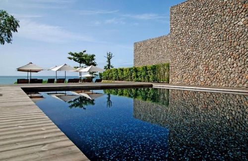 Prachuap Khiri Khan Villa | Deluxe Villa with Garden - Tolani Resort Kui Burinn