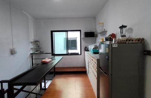 Downtown Krabi Hostel | Den Nest Guest House Krabi