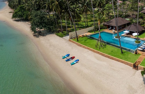 Thong Krut Villa | Designer 6BR Beachfront Villa | Laem Sor