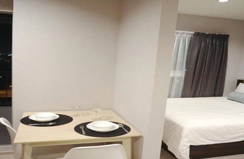 Suan Luang Condo | Designer's home 250M to airportline Nr Asoke terminal21
